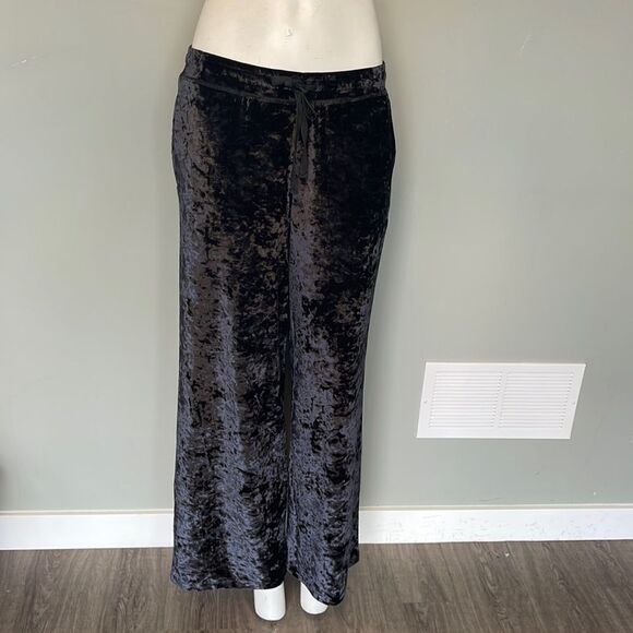 HUE women’s .velvet pants   NEW - Picture 1 of 4
